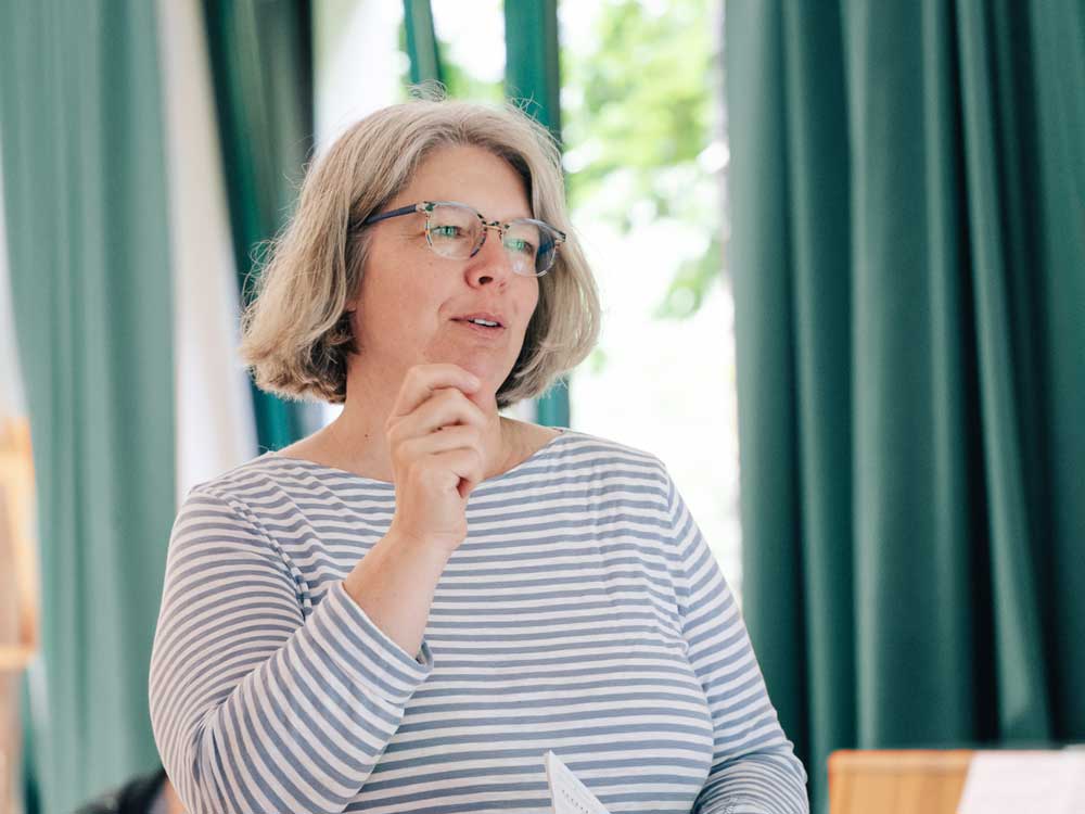 Sandra Lücke hilft Chorleiter aus der Überforderung